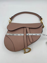 Load image into Gallery viewer, Dior mauve saddle bag