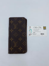 Load image into Gallery viewer, Louis Vuitton I phone 7 Case