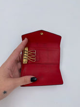 Load image into Gallery viewer, Louis Vuitton Red Vernis Key Holder