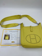 Load image into Gallery viewer, Hermès Espom Evelyne III