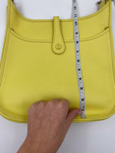 Load image into Gallery viewer, Hermès Espom Evelyne III