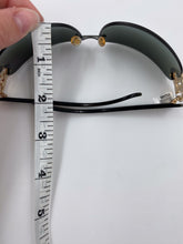Load image into Gallery viewer, Gucci Frameless Square Sunglasses