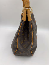 Load image into Gallery viewer, Louis Vuitton Gallíera Shoulderbag