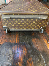 Load image into Gallery viewer, Louis vuitton Pengase 65 Monogram Suitcase