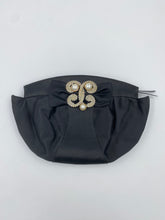 Load image into Gallery viewer, Oscar De La Renta evening clutch