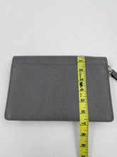 Load image into Gallery viewer, Louis Vuitton Taiga Neo Belaia Clutch