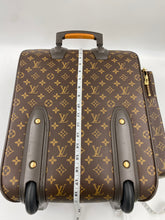 Load image into Gallery viewer, Louis Vuitton Bosphore Trolley 50
