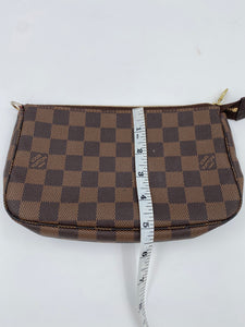 Louis Vuitton Damier Pochette Wristlet