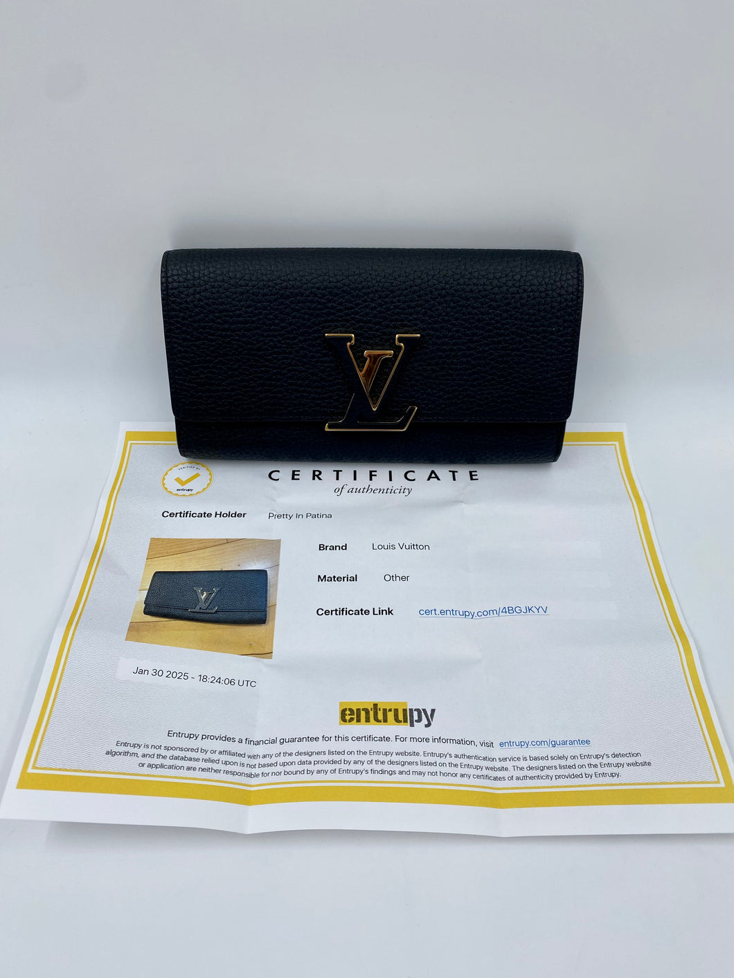 Louis Vuitton Portefeuille Capucines Taurillon Black Leather Wallet