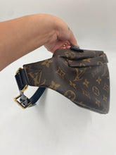 Load image into Gallery viewer, Louis Vuitton Monogram Bum Bag
